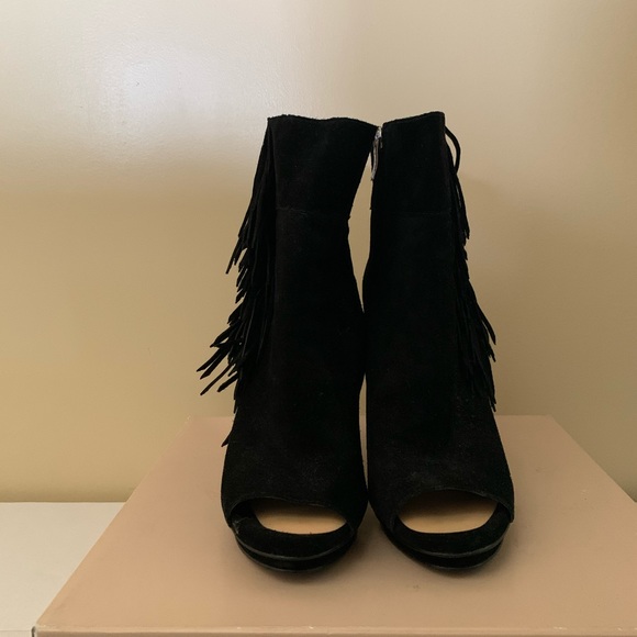 BCBG Black Oil Calf SuedeHeels - Picture 2 of 7